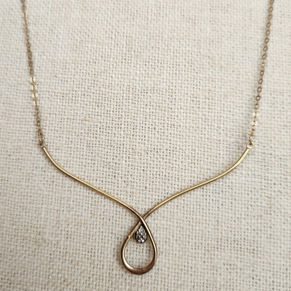 Vintage Avon 14K Gold Filled Dainty Necklace - Picture 1 of 4